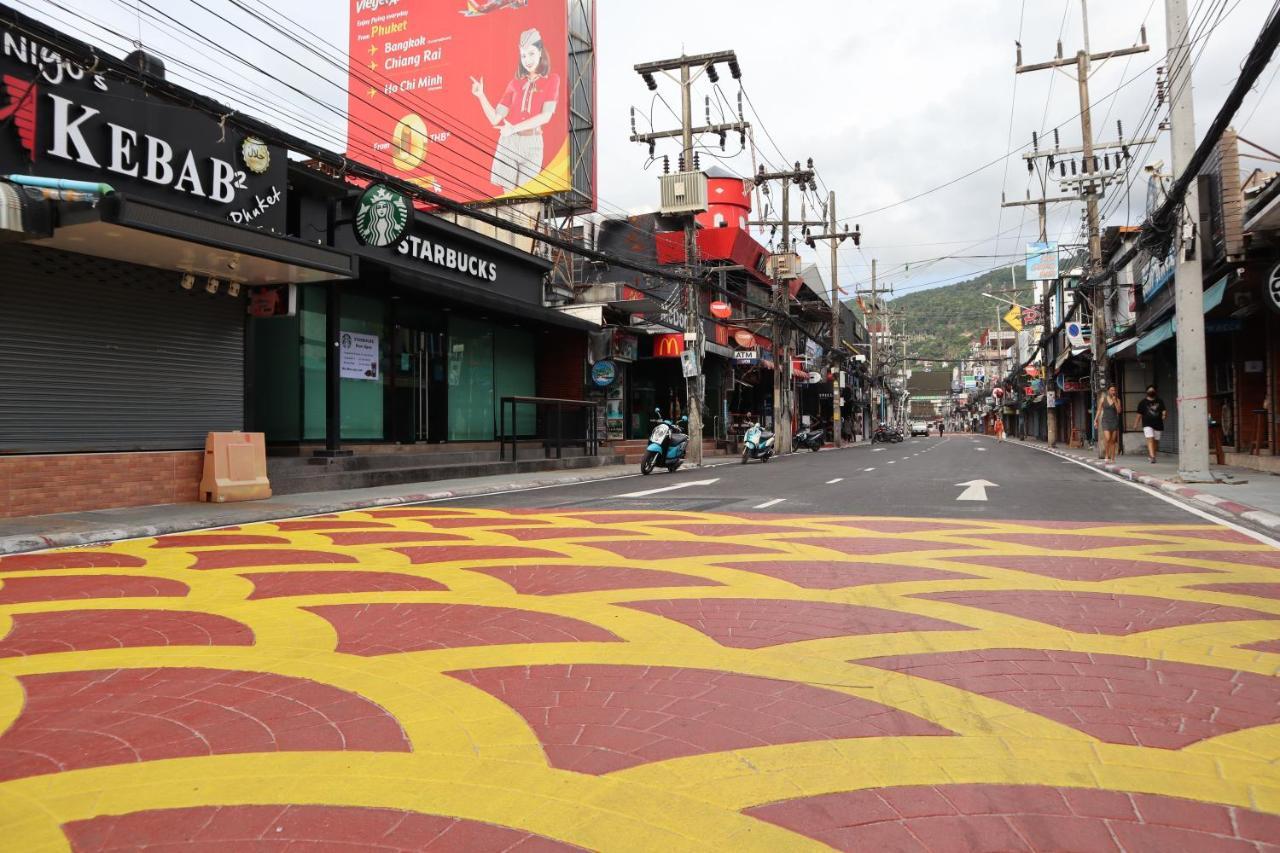 Oyo 739 Presley Guesthouse Phuket Patong Buitenkant foto