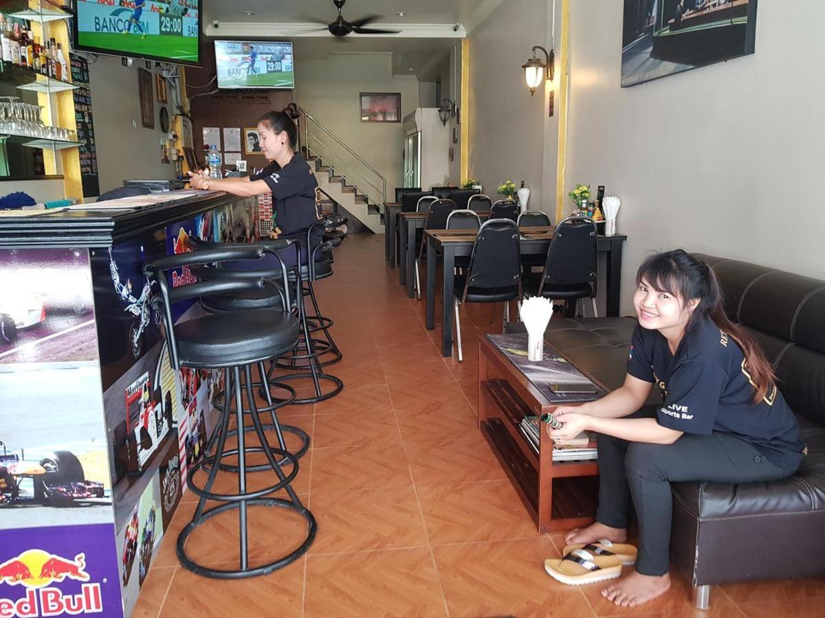 Oyo 739 Presley Guesthouse Phuket Patong Buitenkant foto